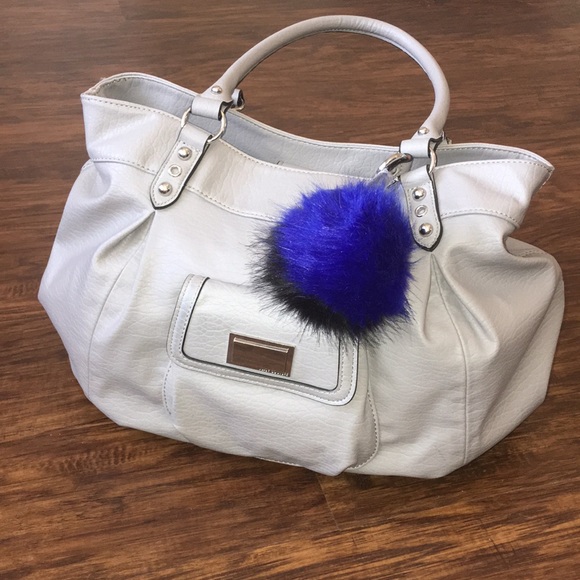 Juicy Couture Handbags - Juicy Couture Los Angeles Large Shoulderbag